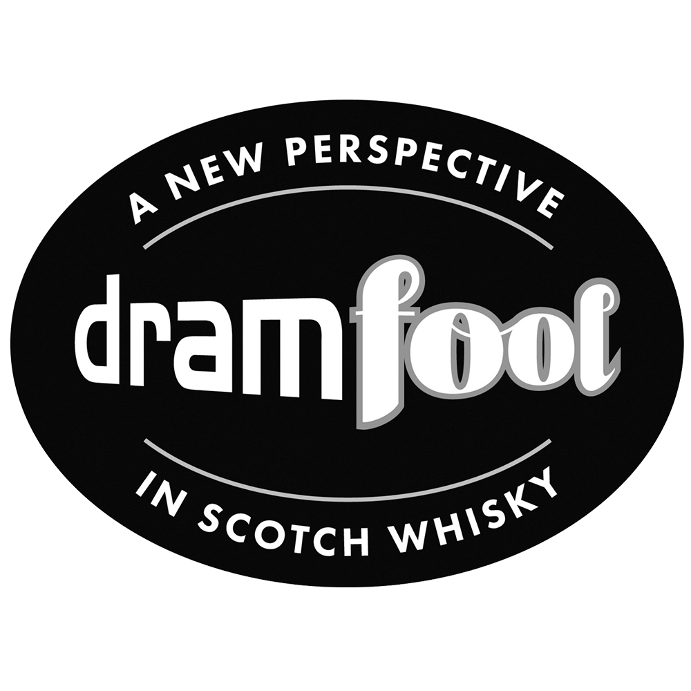  Dramfool, une nouvelle perspective en matière de whisky écossais importé en France par Whiskylander. Depuis 2015, nous mettons en bouteille de manière indépendante du whisky non filtré et non refroidi.
